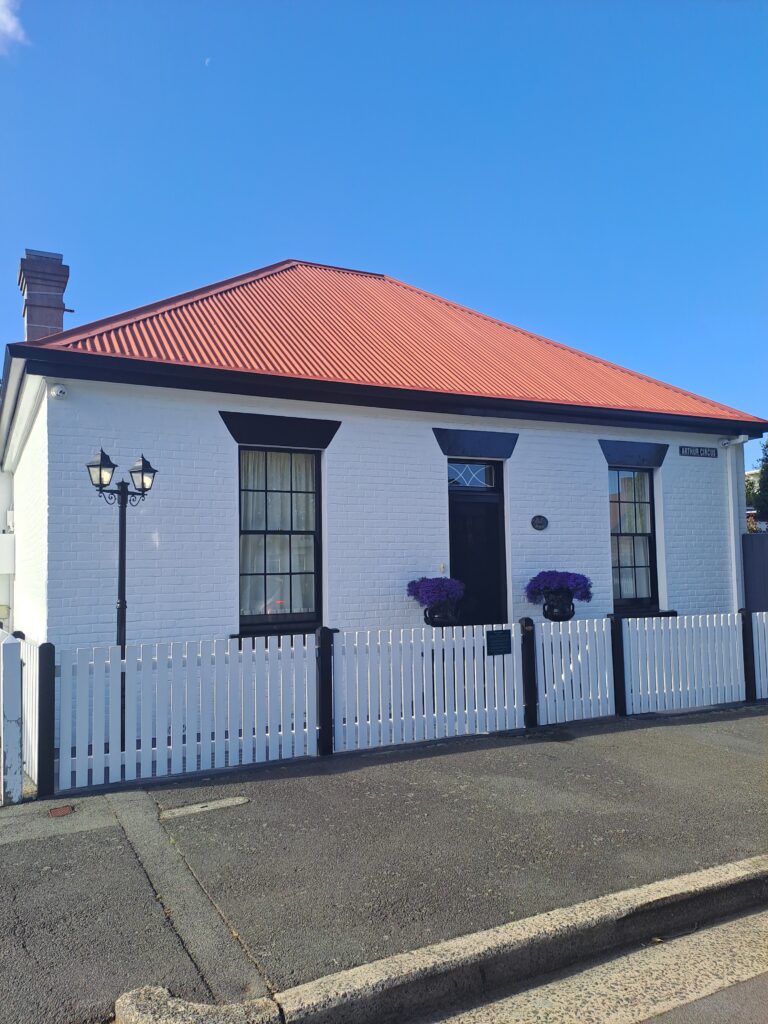 Historical charm - Arthur's circle in Hobart